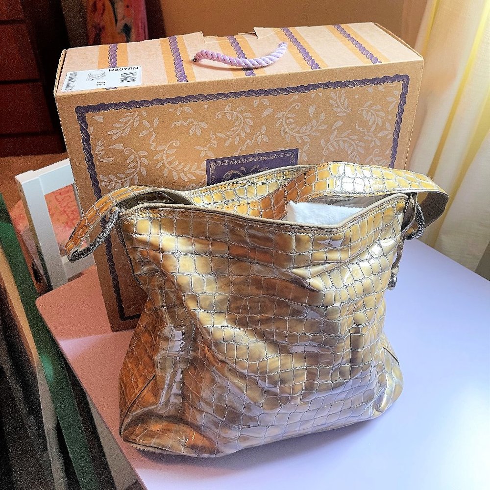 Cher Oyster Brighton Bag